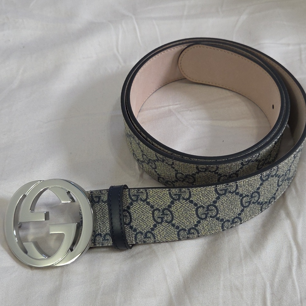 Gucci Blue Beige Monogram Belt with Silver Double G Buckle - Picture 10 of 16